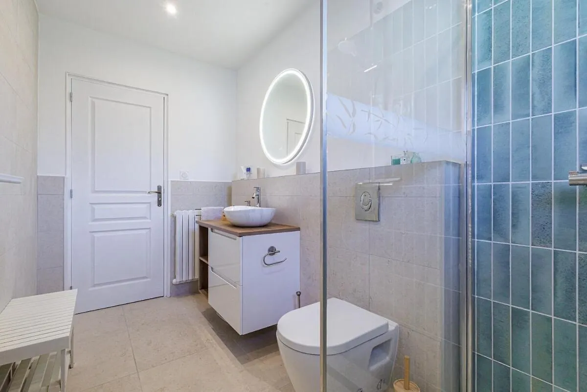 Holiday home La Petite Marjolaine Charming Top Of Villa Vence France