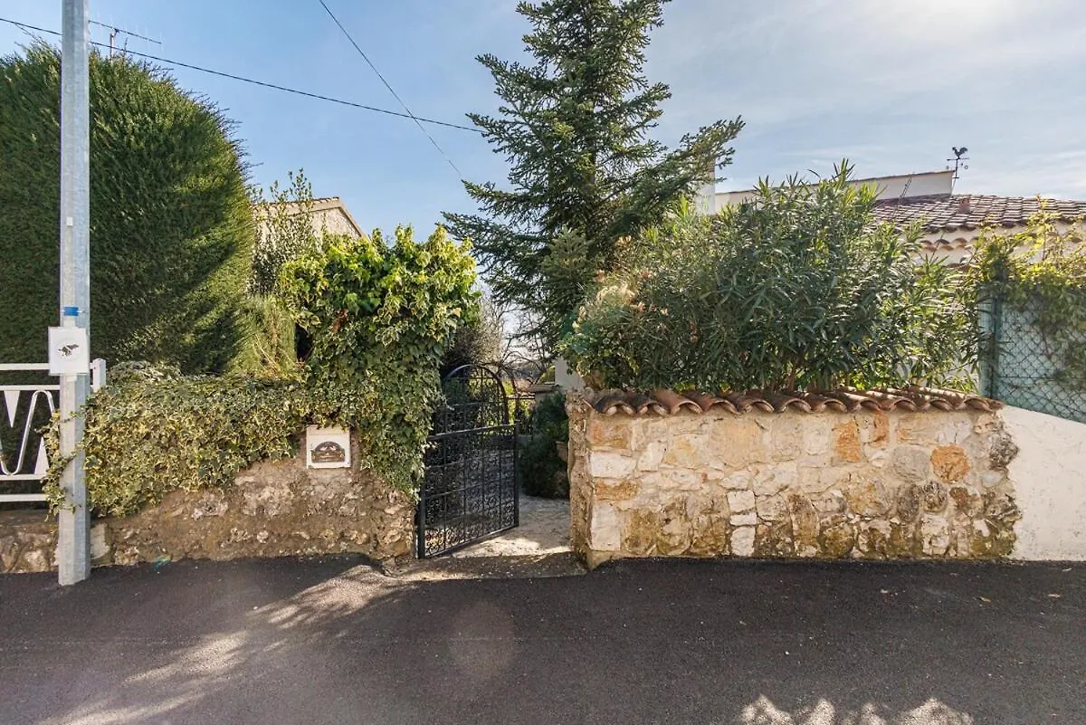La Petite Marjolaine Charming Top Of Villa Vence