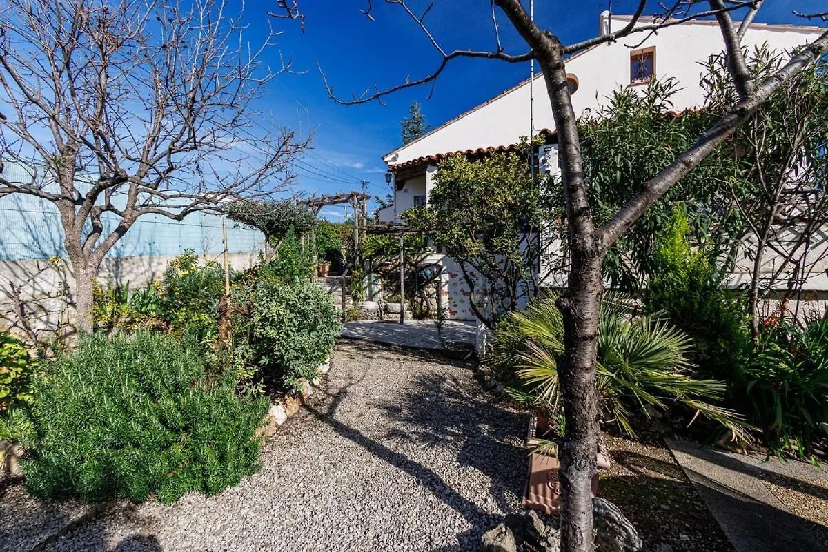 Holiday home La Petite Marjolaine Charming Top Of Villa Vence