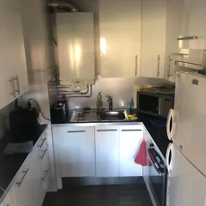 Appartement 2 Pieces 6mn A Pied Du Centre, Vence